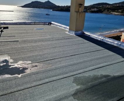 Résidence LA RADE D'AGAY :<br>Réfection de toiture-terrasse