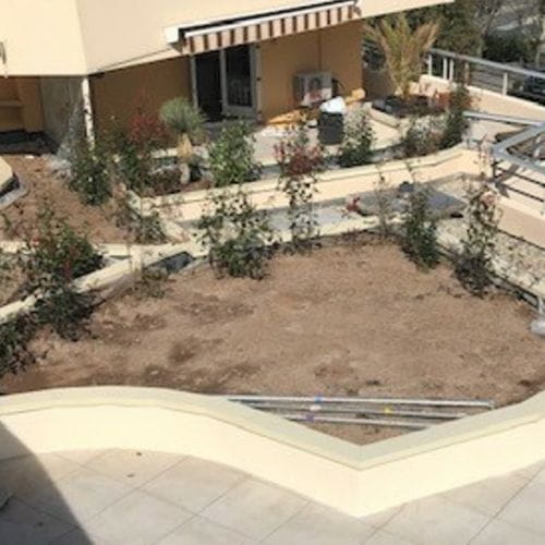 Terrasse dalles sur plots : LA MIOUGRANO